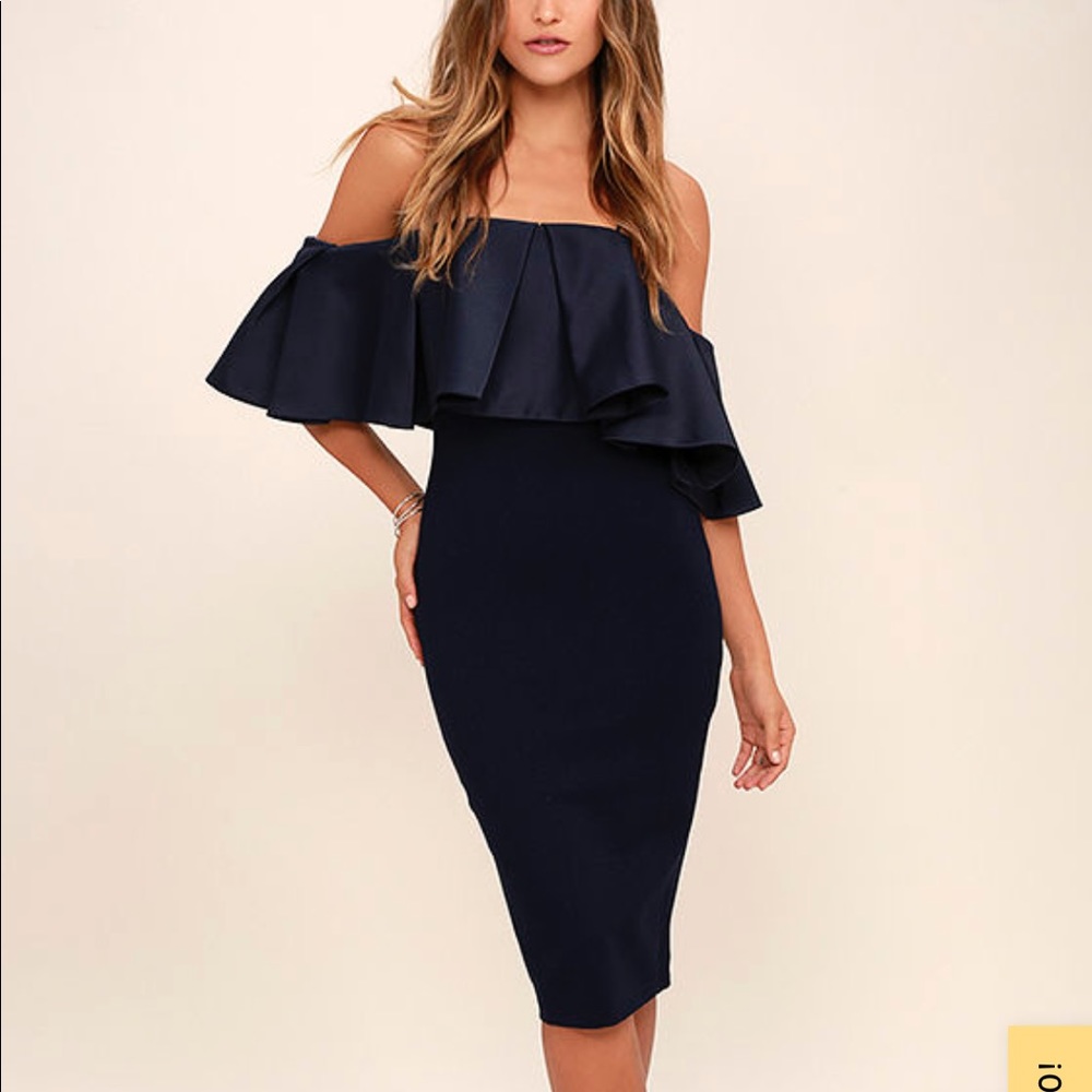 NWT Elliatt Navy off shoulder dress
